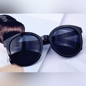 Oversized sunglasses